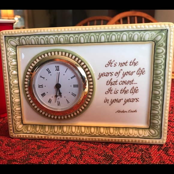 Desk clock - Picture 1 of 1